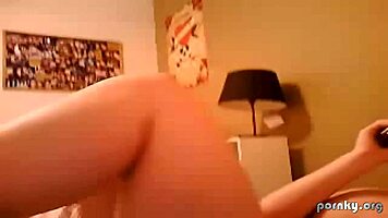 l769kx668r skinny college latina blonde masturbates on webcam