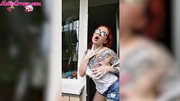 hey watch this sexy redhead babe in wet t-shirt cleaning