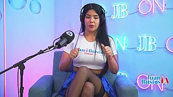 mayaofi wild on fuck machine before devouring cumshot?