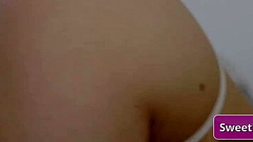 Brunette Teens Tempt Blonde Milf Threesome