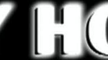 Lucky stud devours shaved pussy then she sucks clean!