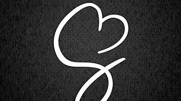 sarah sue unboxes auxfun fuck machine from hismith and tests it eagerly