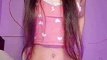 Latina brazilian in lingerie spreads big ass pussy with buttplug for professor in bath