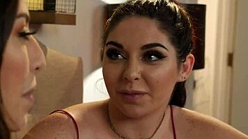 Roommate licks petite brunette's hairy pussy to squirting orgasm bliss