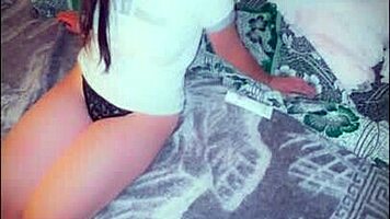 skinny college girl’s juicy ass gets fucked RAW in homemade vid