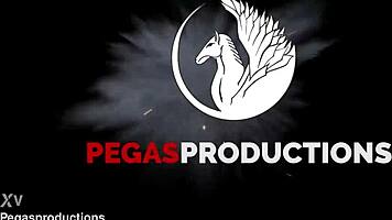 Bianca fitcougar in top shape for rough pounding