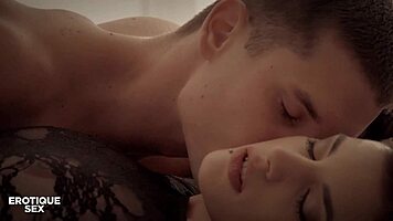 european teen gf moans in intimate wet pussy pounding 😍💦👅