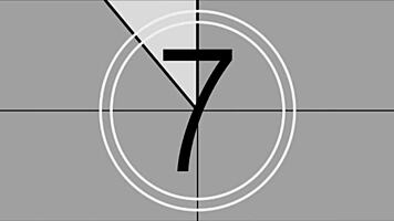 Amanda23's Dominant Horniness Explodes in Public Outdoor Tease