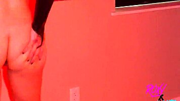 Lillith Succubus Dances Teasingly with Roxy Lights