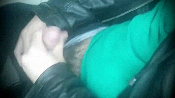 Risky Bus Blowjob Flash!