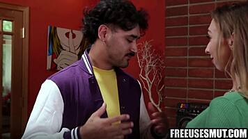 hey this young college chick just gets freeused hard by frat boys everywhere 😈🍆💦