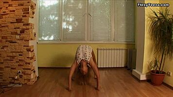Russian Gymnast Alla Klassnaja Naked Bridges Flexible Legs Spread Wide!