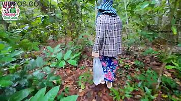 uhh hot thai babe's tight pussy licked outdoors... creampie fun with my slutty friend!