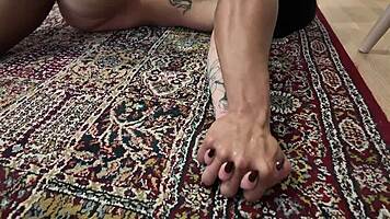 damn this italian babe takes that massive bbc so deep!