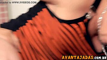 Sexy Travesti Seductively Dominates Eager Putinho