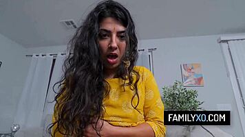 Jasmine Sherni Deepthroats and Fucks Huge Cock Hardcore Indian Style