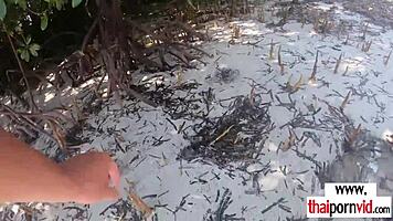 Hey Check Petite Thai Amateur Getting Wrecked by Huge Cock on Beach