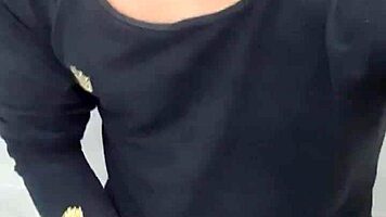 colombian escort's creamy handjob