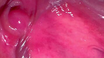 amateur shaved pussy close-up 269 days post virginity 😍