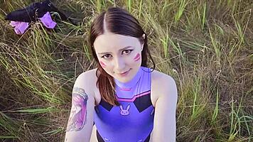 damn this sexy cosplayer craves big cock deep in mouth and makes it cum explosively