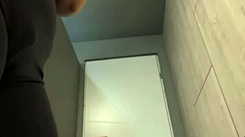 bbw blonde teen masturbates wet pussy orgasms hardcore in public gym outdoor webcam fuck