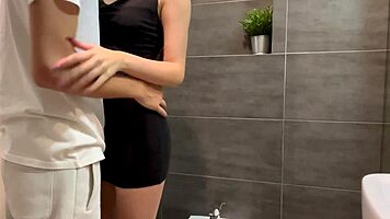 Fucked Girlfriend in Restaurant Bathroom During Real Sex