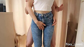 Petite babe dry humps jeans for rubbing cumshot