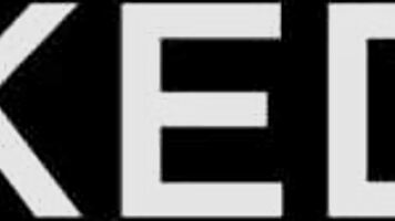 petite cutie momo sakura why you riding that bbc so hard in workout?