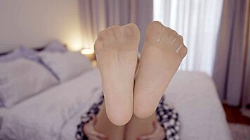 come play with my feet blonde milf craves your hot load