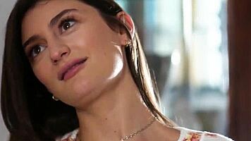 lesbian teen licks and fingers asian bff to orgasm