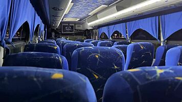 i suck off stranger on bus till he cums in mouth