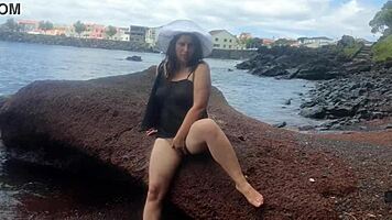 Curvy Brunette Dresses Sexy For Beach Masturbation Photoshoot And Public Flash