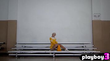 Petite Cheerleader Lennon Elizabeth Undresses Big Ass