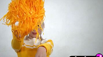 Petite Cheerleader Lennon Elizabeth Undresses Big Ass