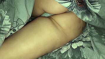 bold milf wakes to massive cock homemade pounding