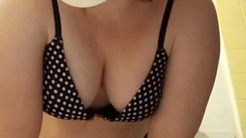 Petite Girl Soaks Underwear in Piss Fetish Playtime