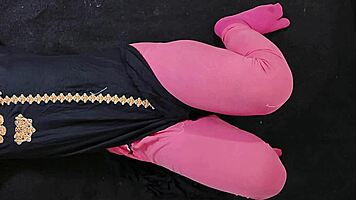 Damn, my oily Indian girlfriend's tight ass gets pounded hardcore homemade!