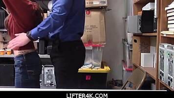 kenzi ryans fucks mall cop 😈 for freedom