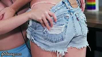 Overwhelmed by Lust Jewelz Blu Fucks Horny Roommate in Passionate Frenzy