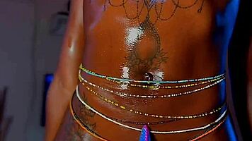 daddy you're making me squirt all over just like that CUM FOR ME SOON