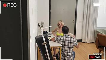 i can't stop squirting all over this huge cock cecelia taylor