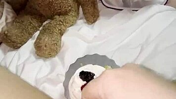 kinky 18+ teen masturbates with creamy cake in 4k