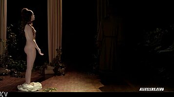 Hey, did Laura de Isla go topless in that wild film?