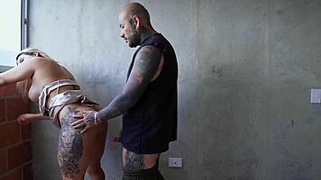 real estate babe karen sleent fucks client hard to seal the deal