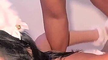 Gatita morena latina milf moans tanned pussy fucked bedroom