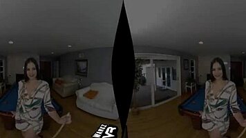 violet starr's intense pov fingering and wanking session up close