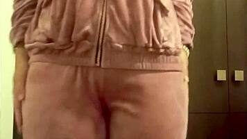 Italian teen sends wet pussy fingering orgasm video by mistake!