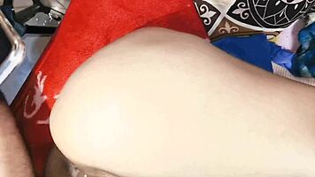 Pretty babe enjoys intense pleasure and special finish