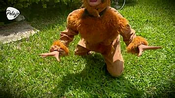 natgio lion leopard mix plays wild sensual lesbian game outdoors flashing shaved pussies