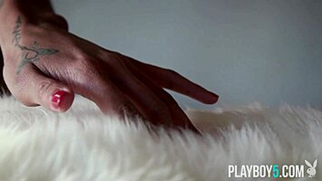 i can't resist stripping down as petite black babe scarlit scandal bares it all